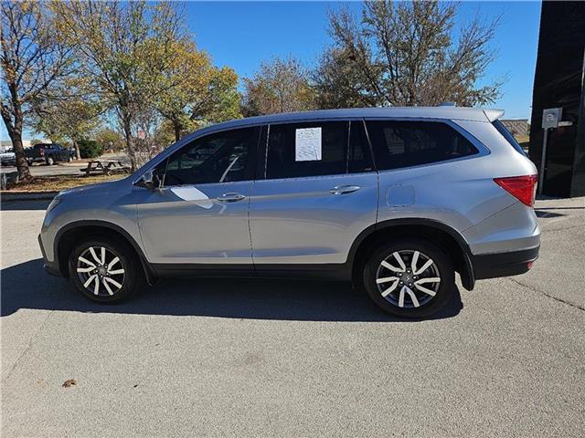 2020 Honda Pilot EX photo 2