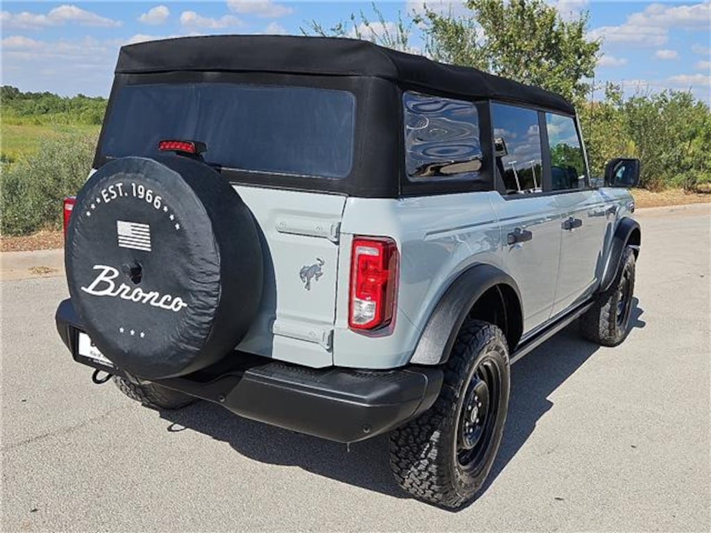 Used 2022 Ford Bronco Black Diamond 4x4