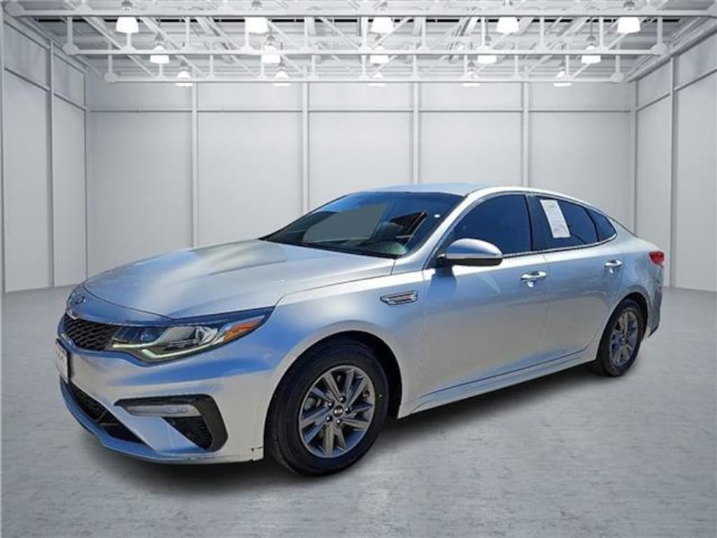 Used 2020 KIA Optima LX Sedan