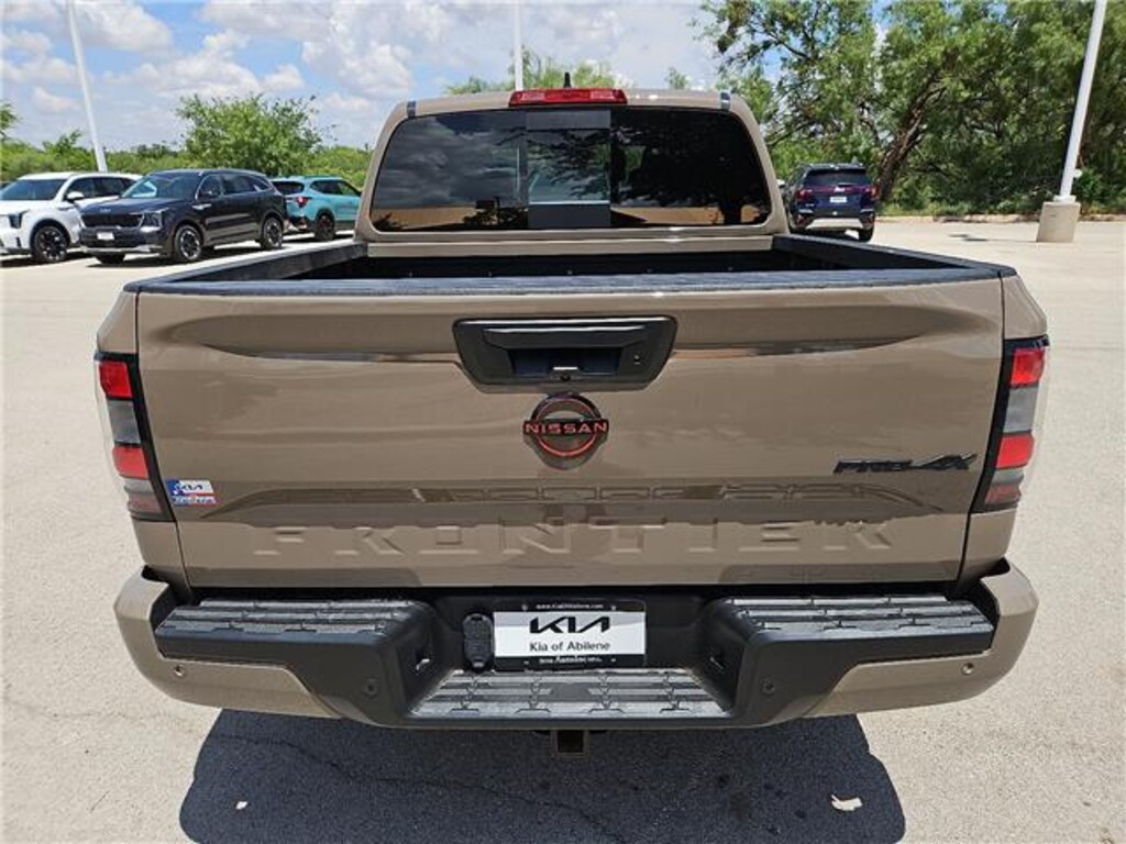 Used 2023 Nissan Frontier PRO-4X (A9) 4x4 Crew Cab 5 ft. box 126 in. WB