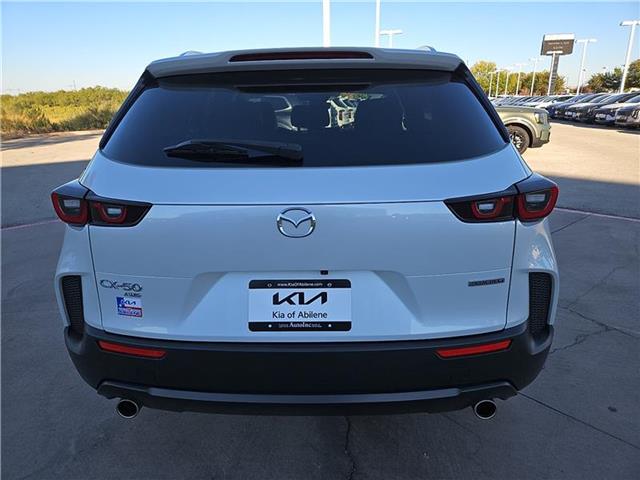 2024 Mazda CX-50 2.5 S Preferred photo 4