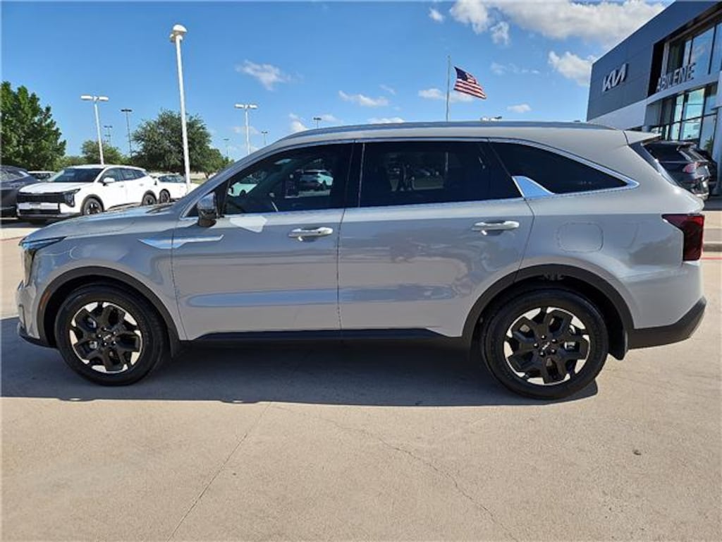 Certified 2025 KIA Sorento S Front-Wheel Drive