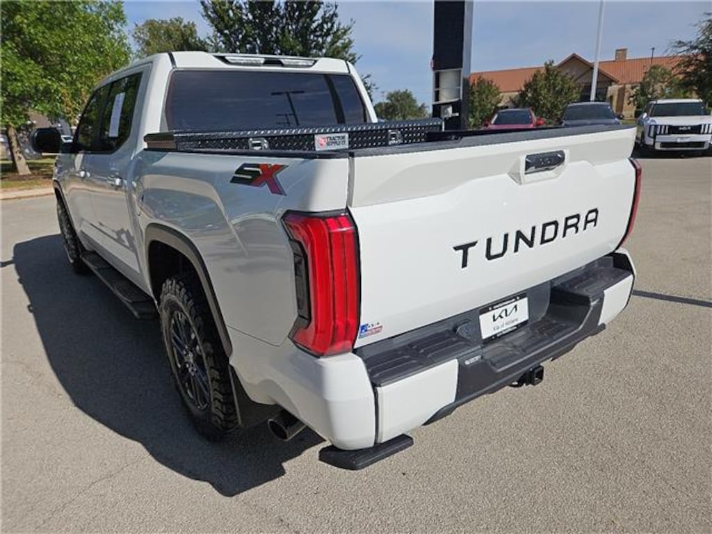 Used 2025 Toyota Tundra SR5 (A10) 4x2 CrewMax 5.5 ft. box 145.7 in. WB
