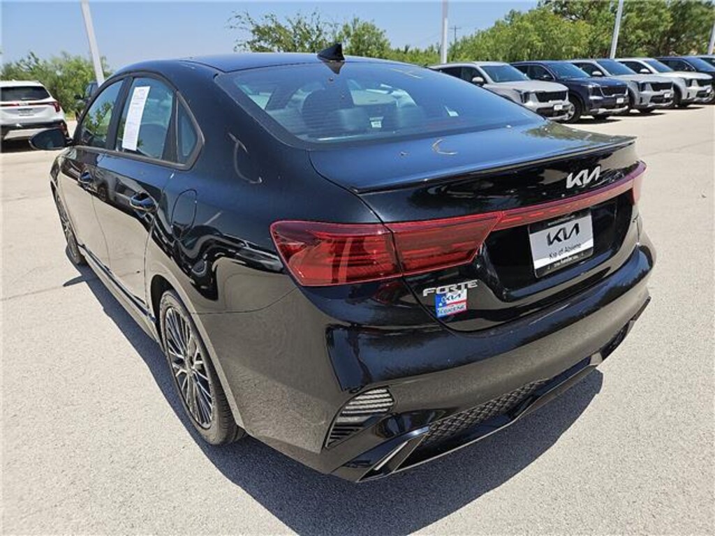 Used 2023 KIA Forte GT-Line (IVT) Sedan