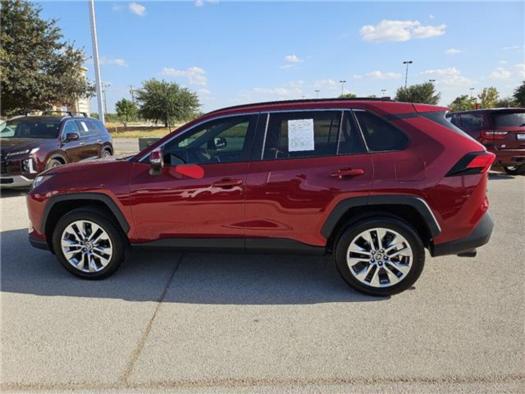 Used 2025 Toyota RAV4 XLE Premium Front-Wheel Drive