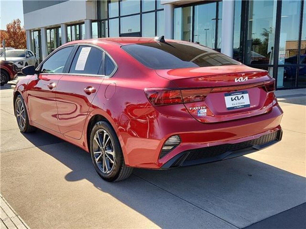 Used 2023 KIA Forte LXS (IVT) Sedan