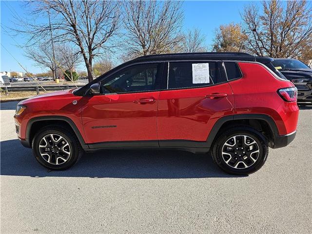 2021 Jeep Compass Trailhawk photo 2