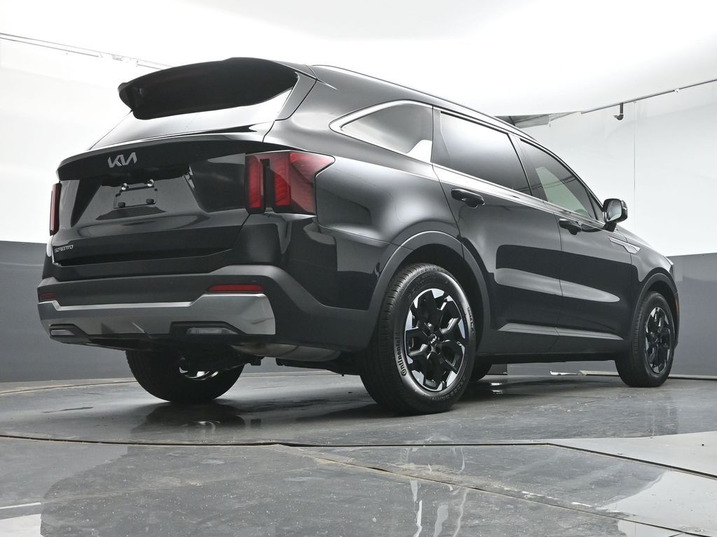 2025 Kia Sorento S - Photo 39