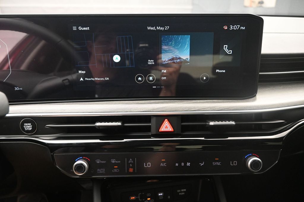 2025 Kia K5 EX - Photo 12