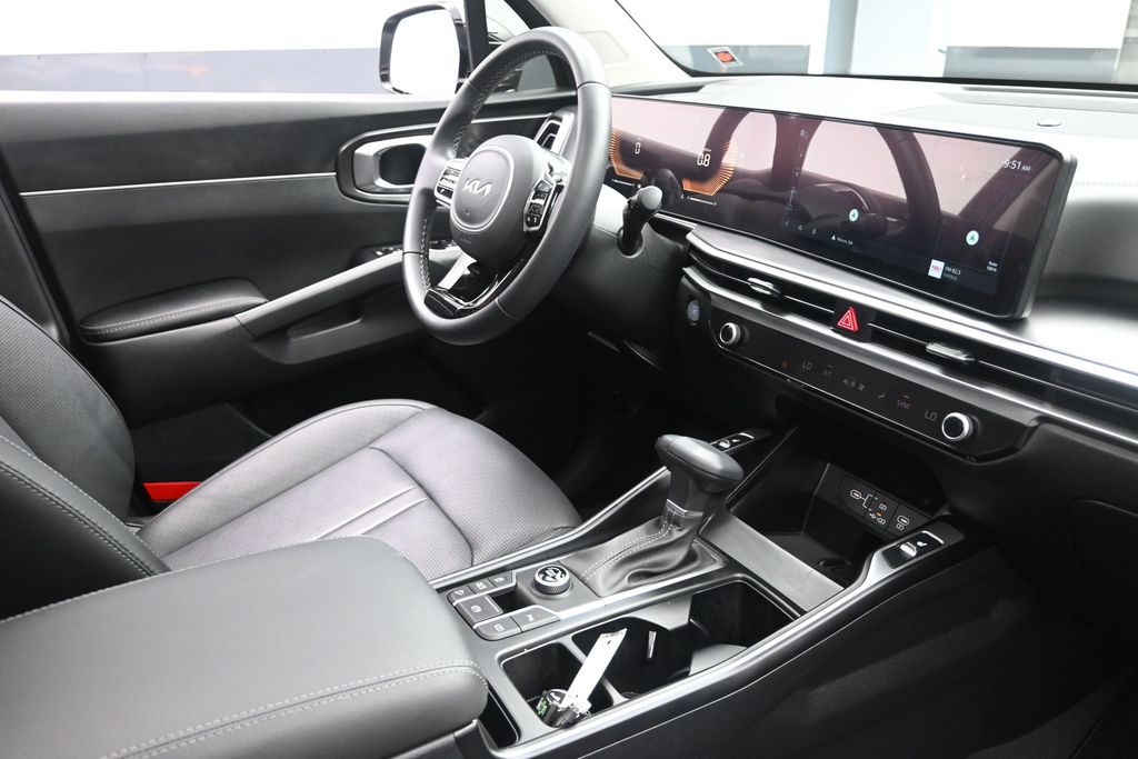 2025 Kia Sorento S - Photo 28