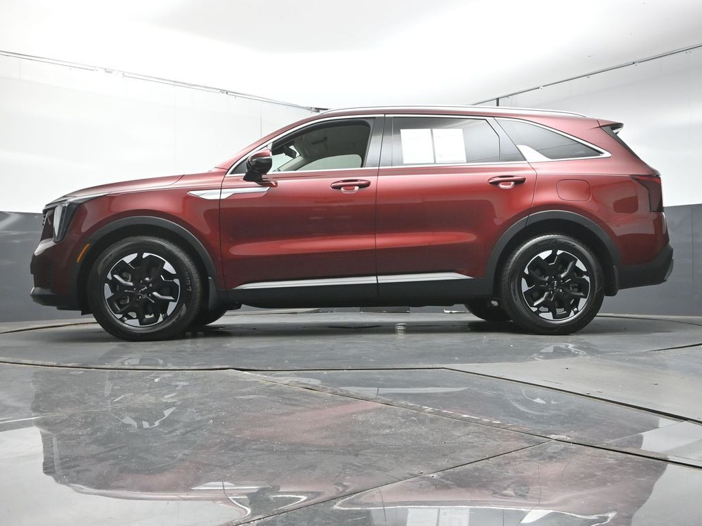 2025 Kia Sorento S - Photo 39