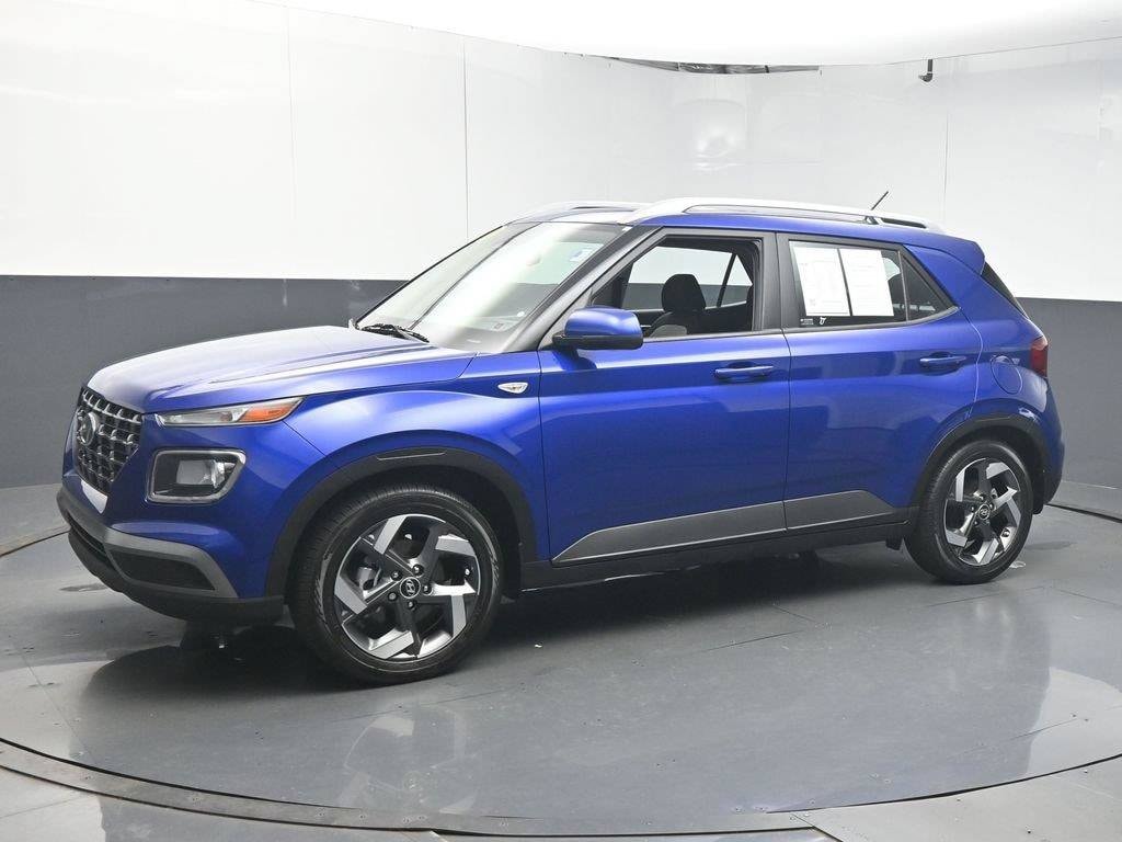 Used 2023 Hyundai Venue SEL SUV