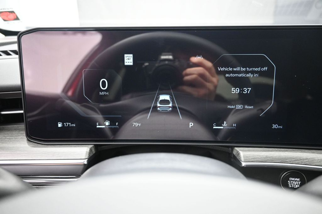 2025 Kia K5 EX - Photo 10