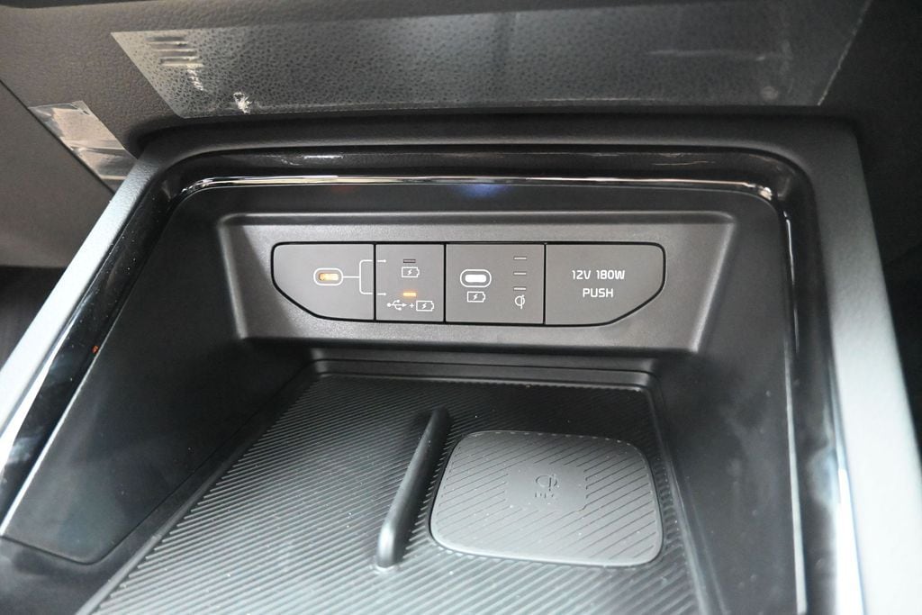 2025 Kia K5 EX - Photo 14