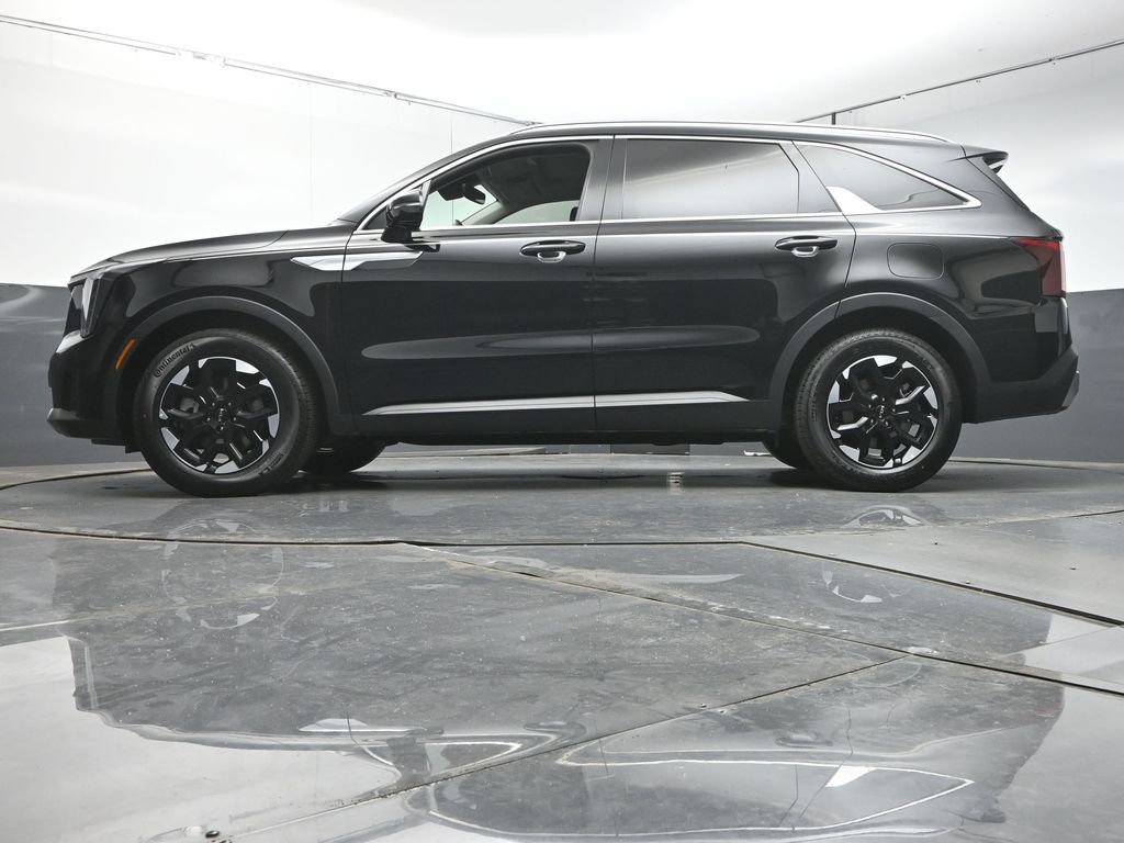 2025 Kia Sorento S - Photo 37
