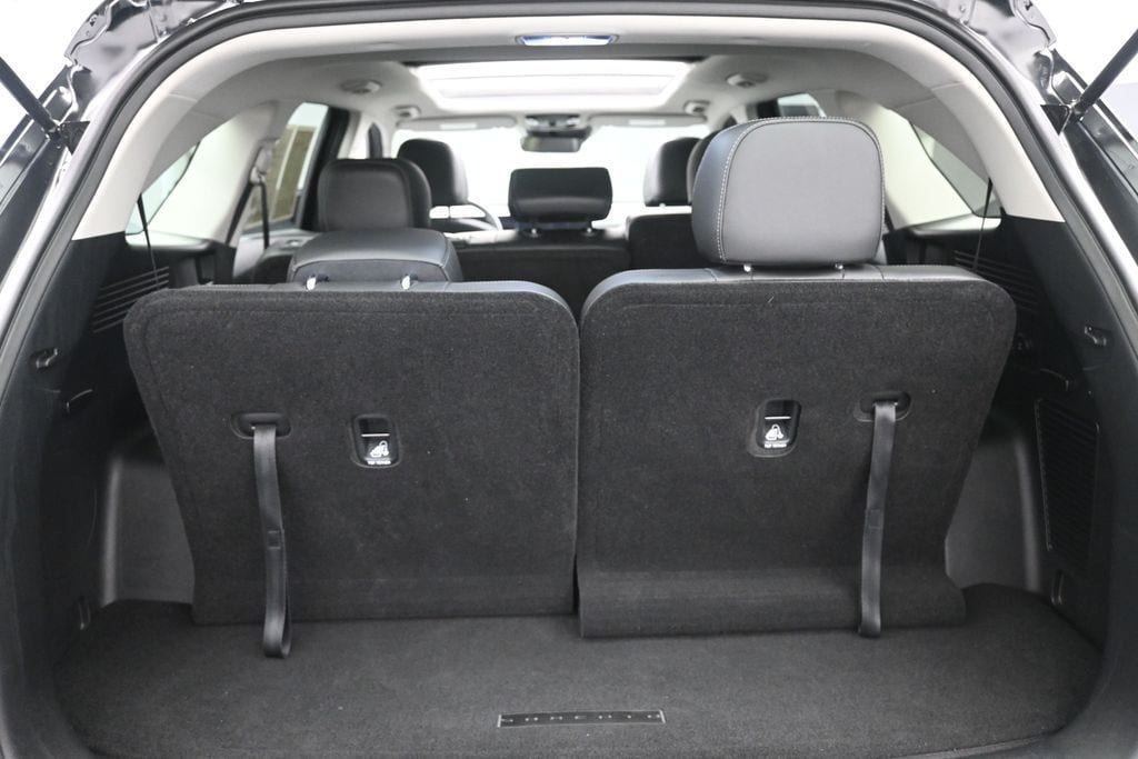 2025 Kia Sorento S - Photo 31