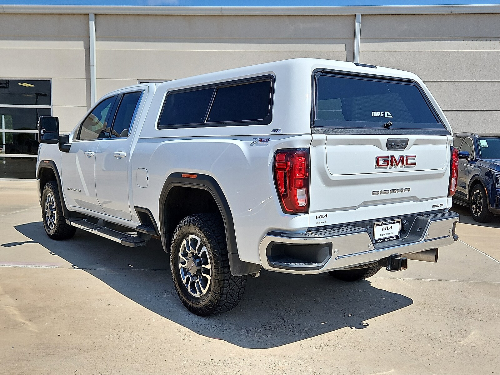 2022 Gmc Sierra HD SLE photo 2