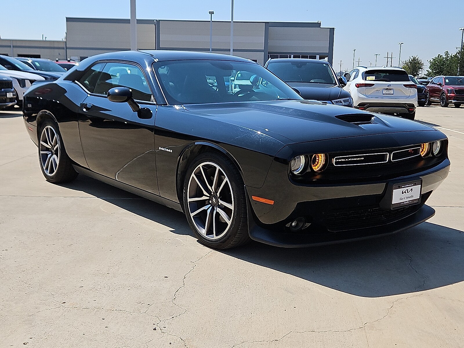 2022 Dodge Challenger R/T photo 4