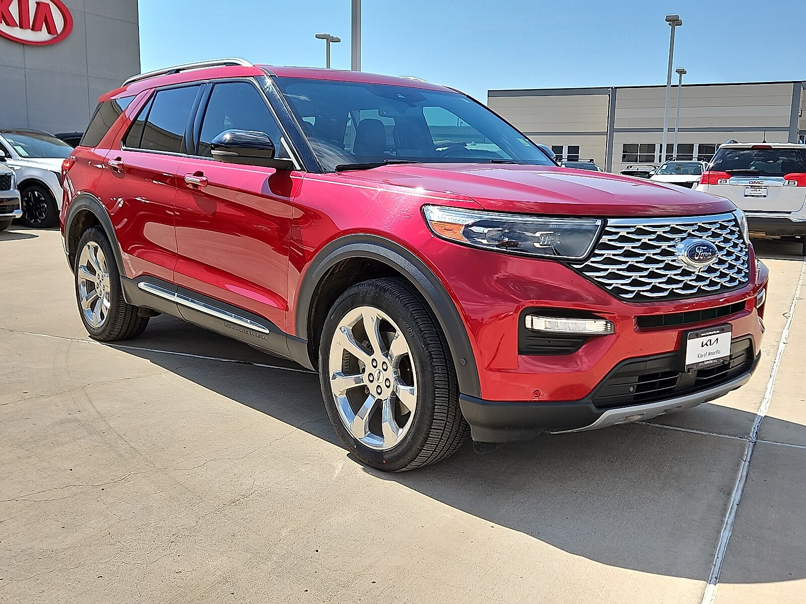 2020 Ford Explorer Platinum photo 4
