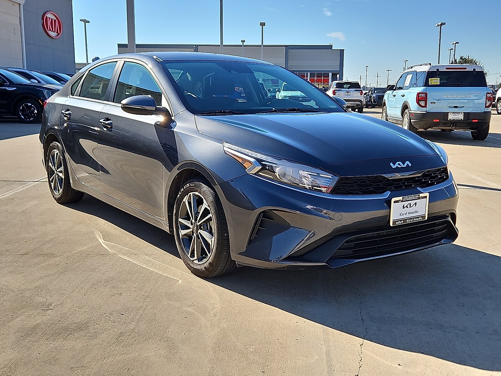 2024 Kia Forte LXS photo 4