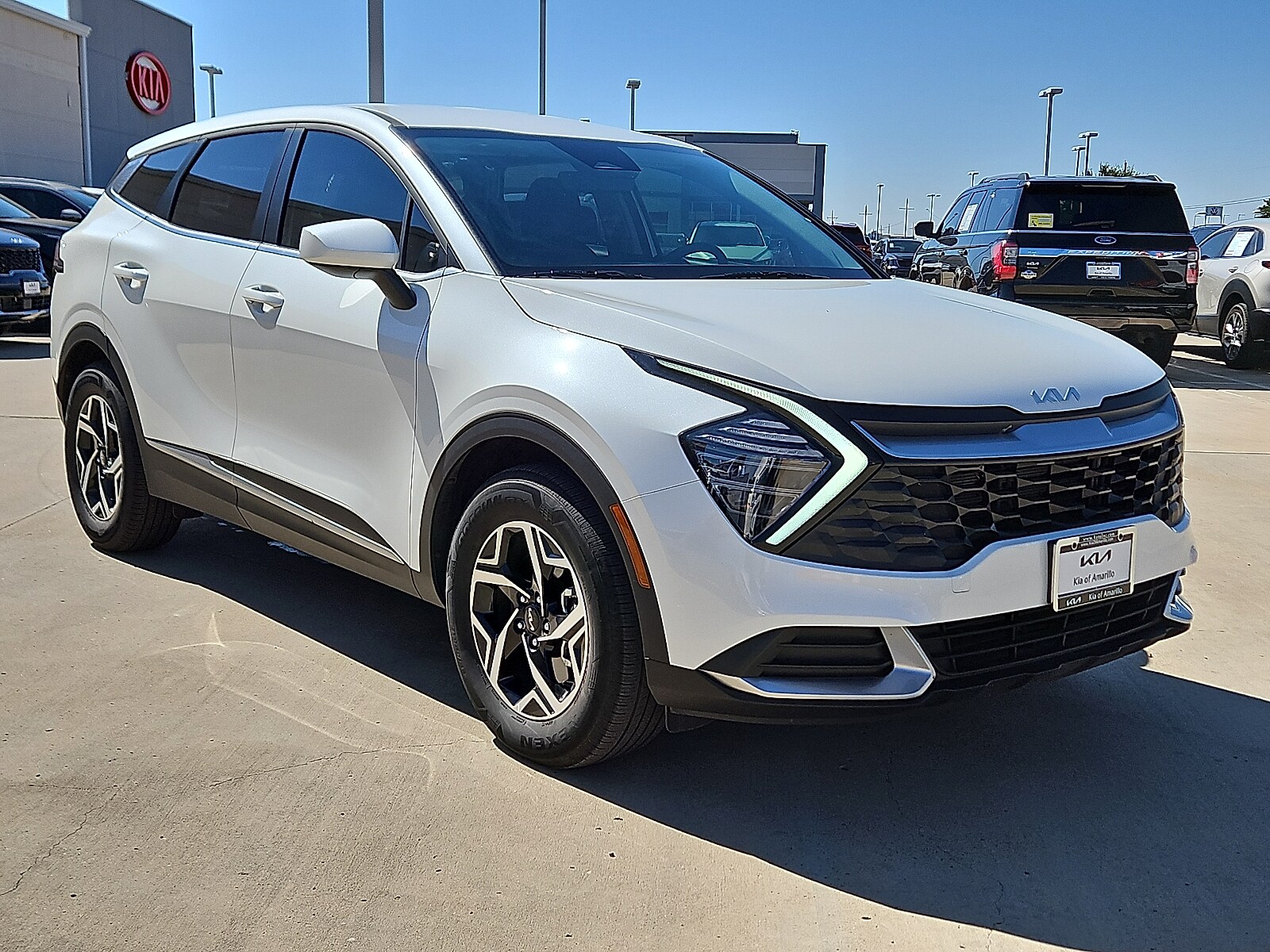 2025 Kia Sportage LX photo 4