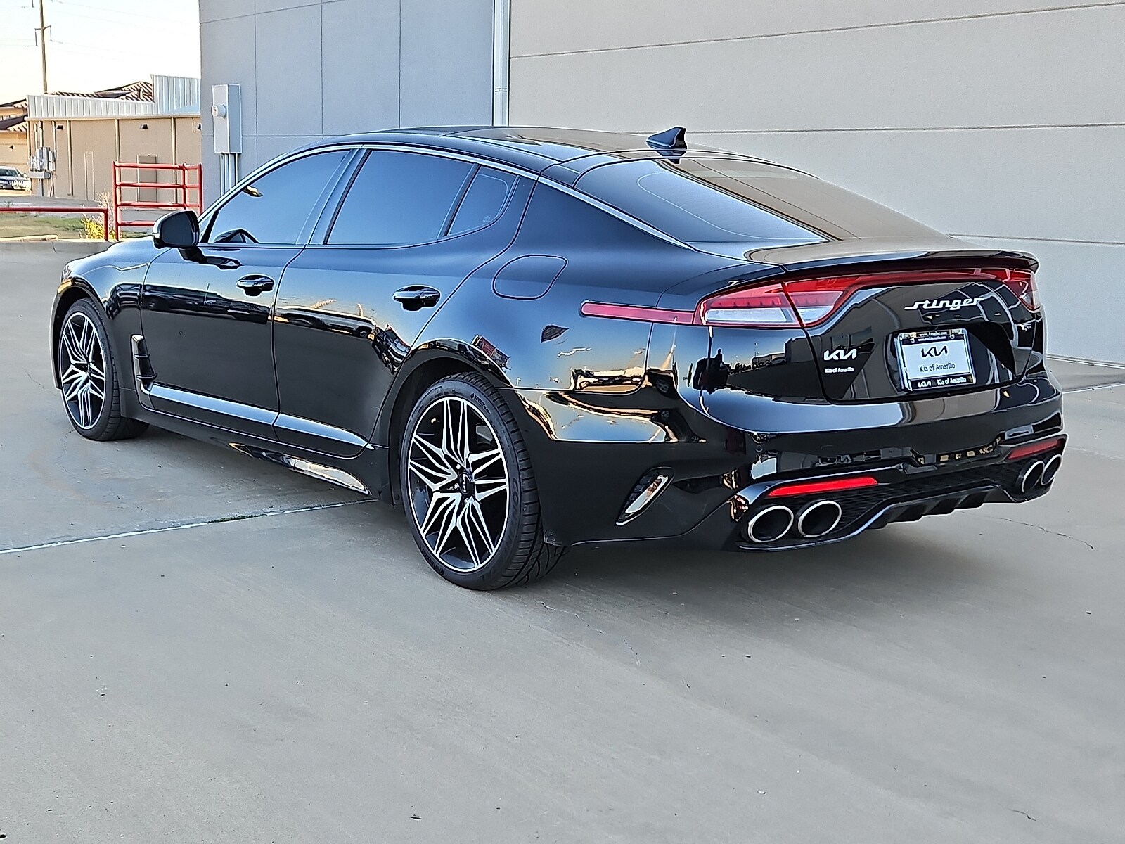 2023 Kia Stinger GT2 photo 2