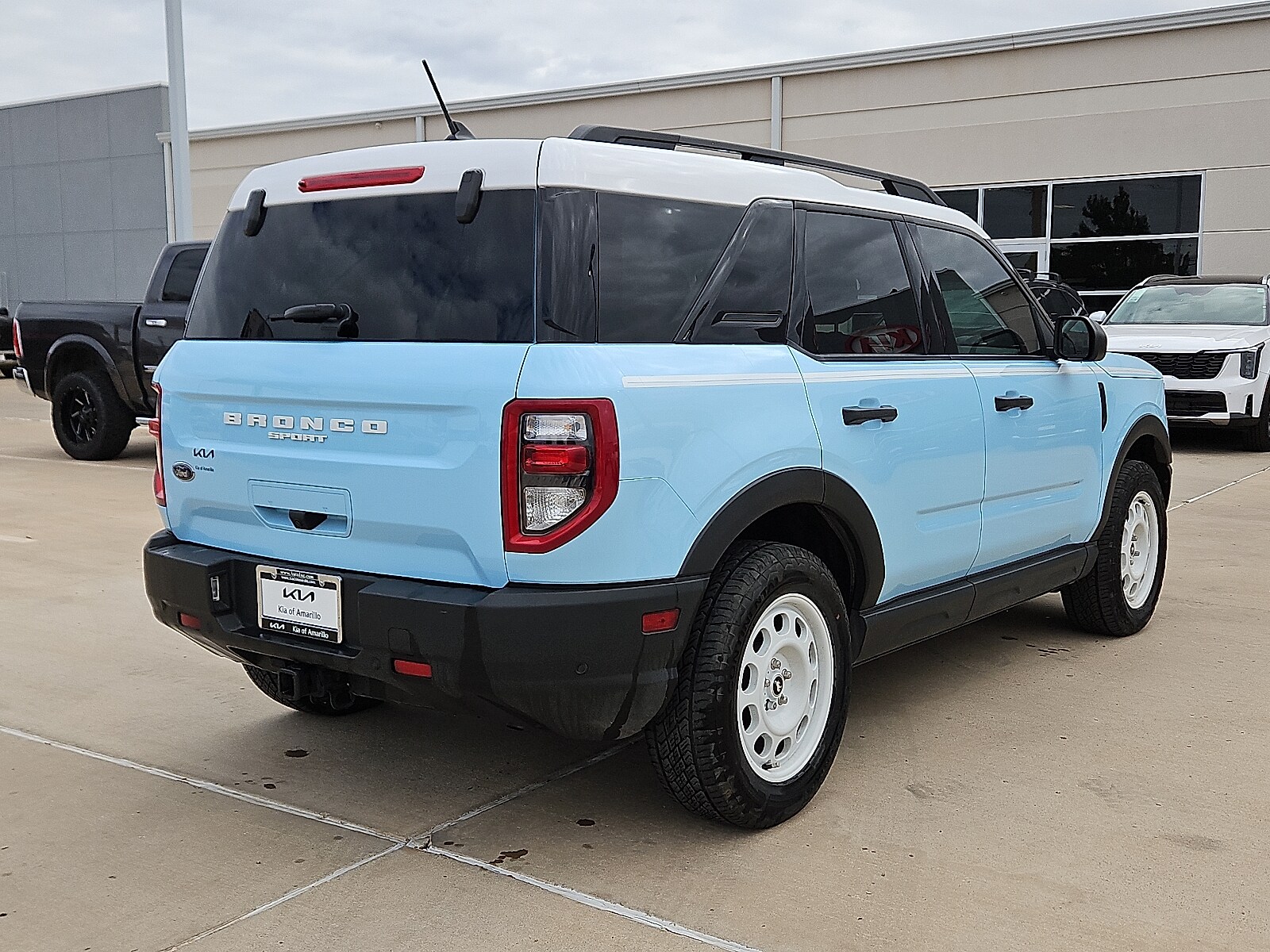 2024 Ford Bronco Sport Heritage photo 2