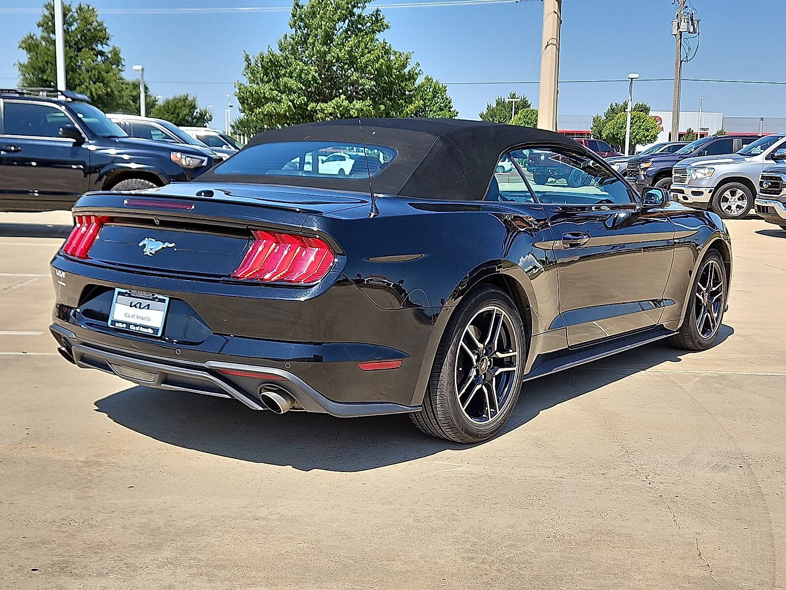 2023 Ford Mustang EcoBoost Premium Convertible photo 3
