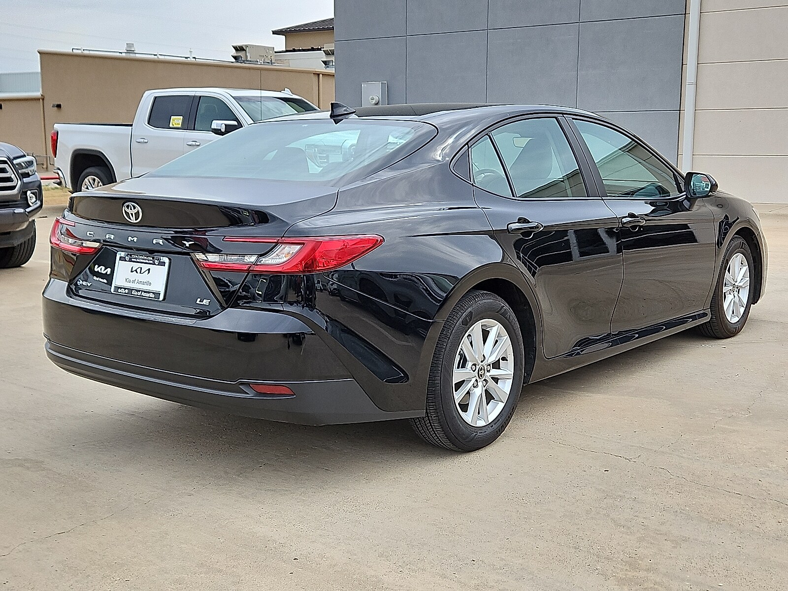 2025 Toyota Camry LE photo 3