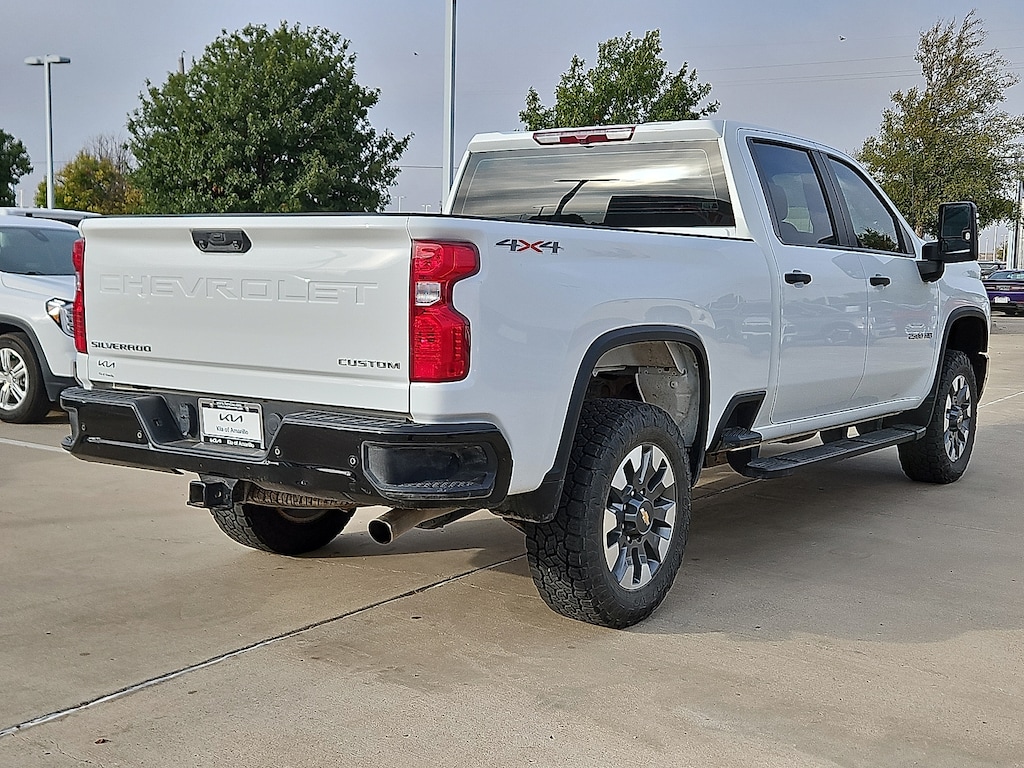 Used 2024 Chevrolet Silverado 2500HD Custom 4x4 Crew Cab 6.75 ft. box 159 in. WB