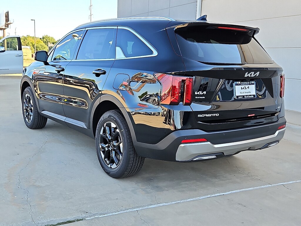 New 2026 Kia Sorento S SUV