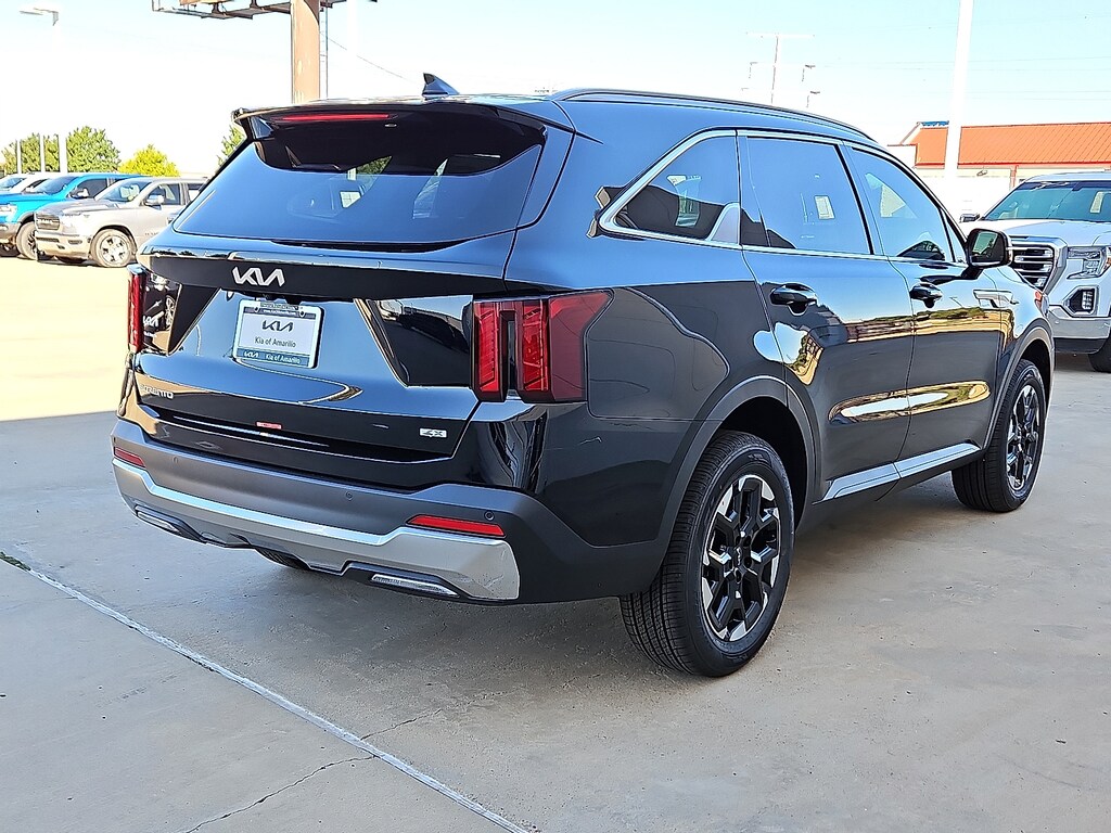 New 2026 Kia Sorento S SUV