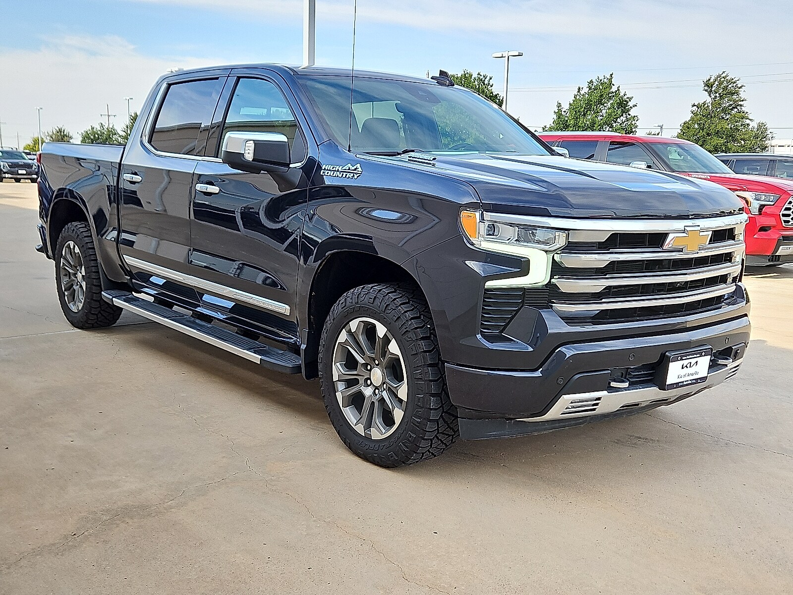 2023 Chevrolet Silverado 1500 High Country photo 3