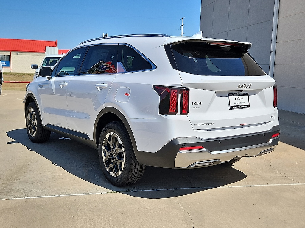 New 2026 Kia Sorento S SUV