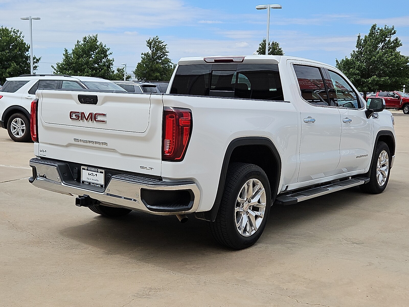 2021 Gmc Sierra 1500 SLT photo 2
