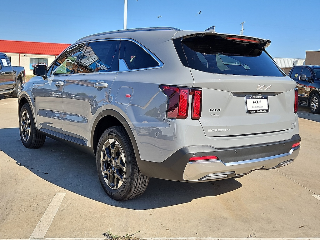 New 2026 Kia Sorento S SUV