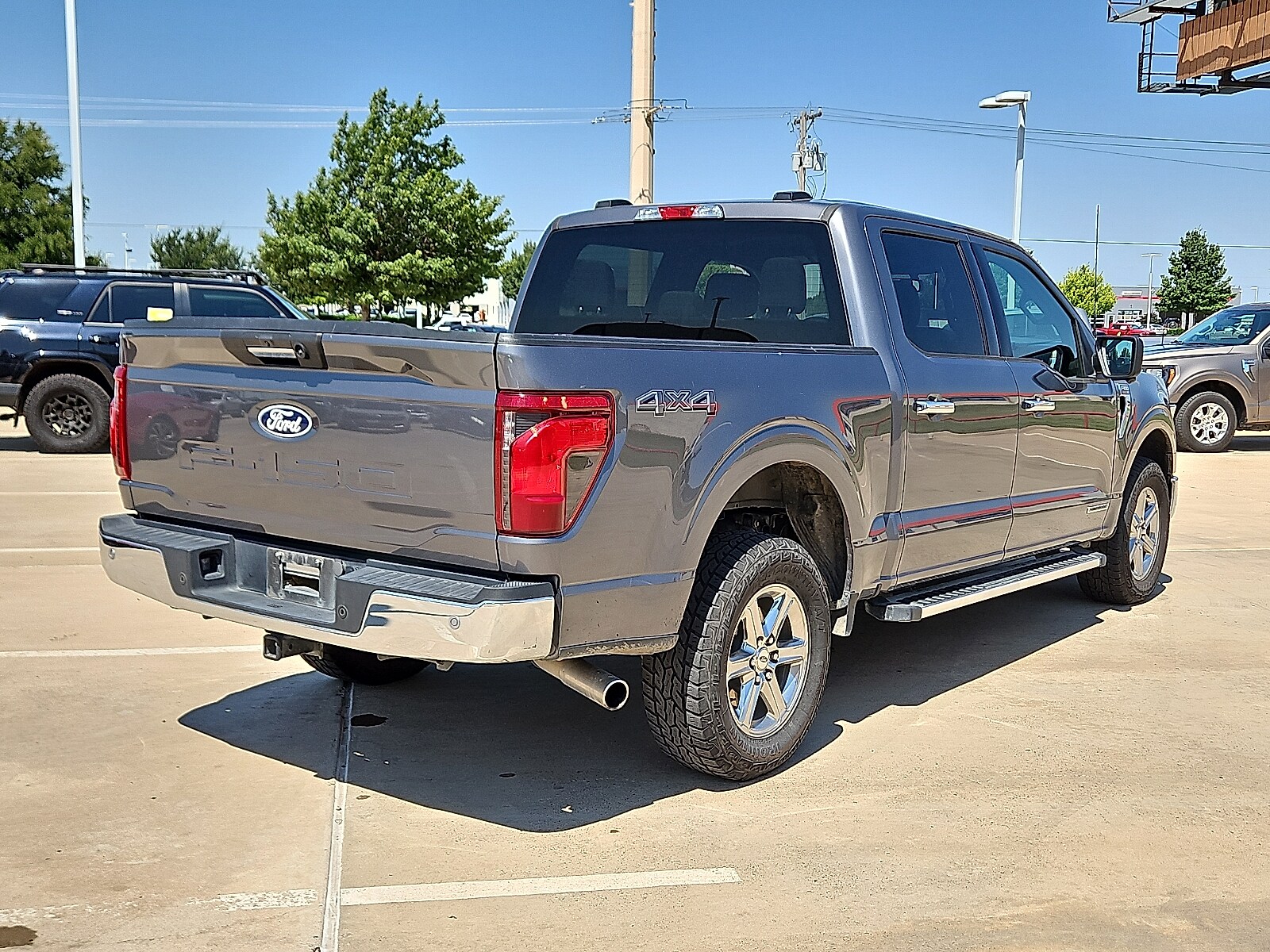 2024 Ford F-150 XLT photo 3