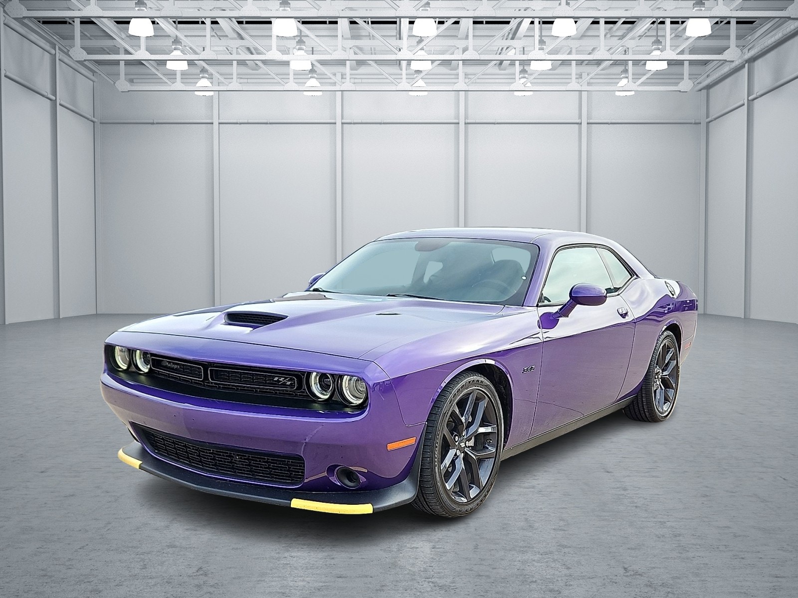 2023 Dodge Challenger R/T's photo
