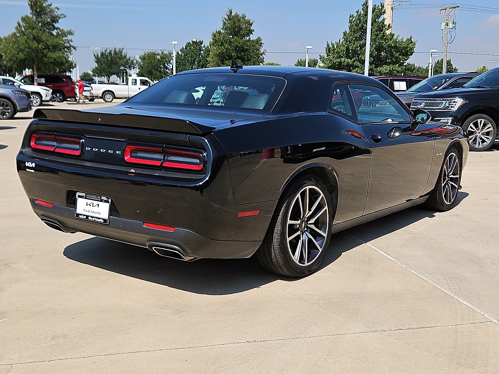 2022 Dodge Challenger R/T photo 3