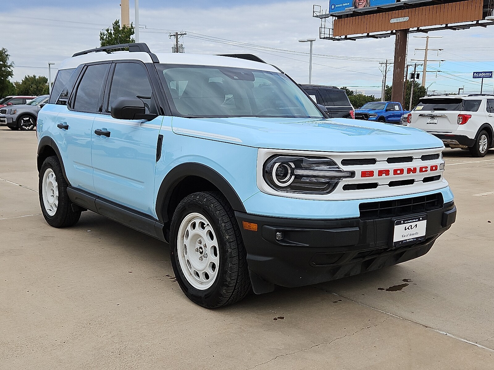 2024 Ford Bronco Sport Heritage photo 3
