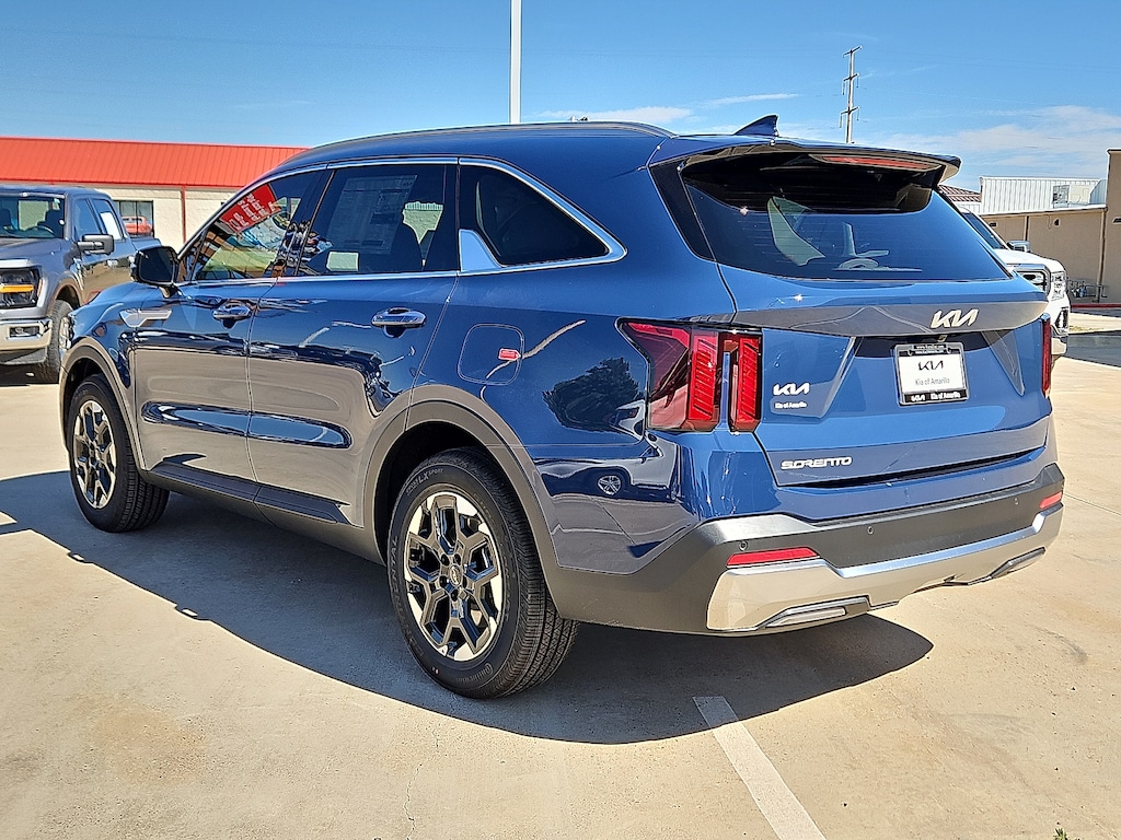 New 2026 Kia Sorento S SUV