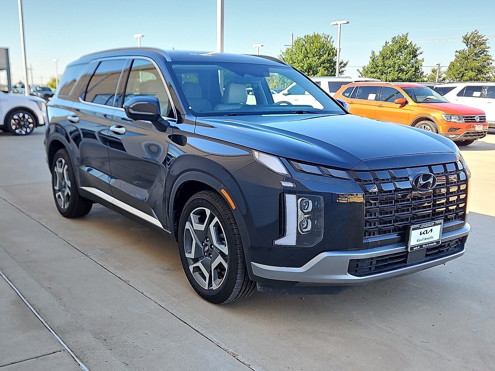 2024 Hyundai Palisade Limited photo 4