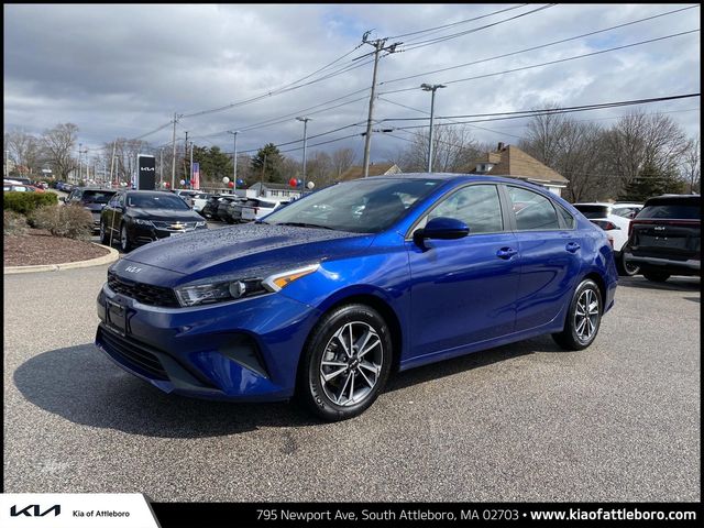 2024 Kia Forte LXS AT's photo