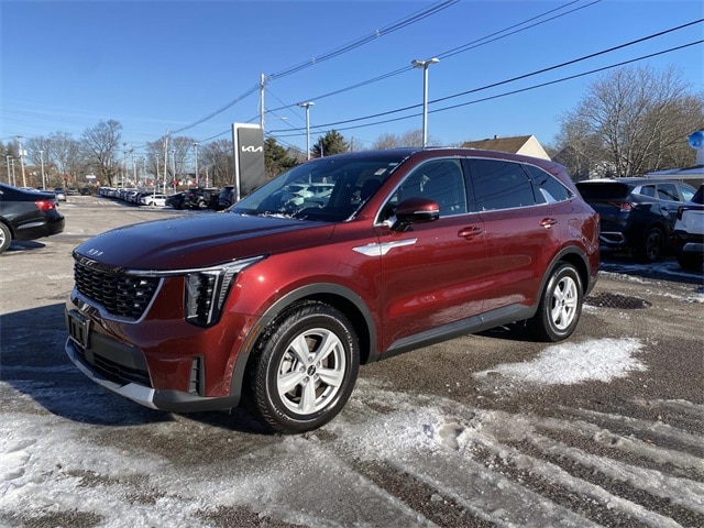 2025 Kia Sorento LX's photo