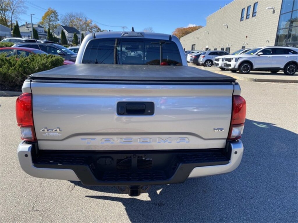 Used 2021 Toyota Tacoma Truck Double Cab