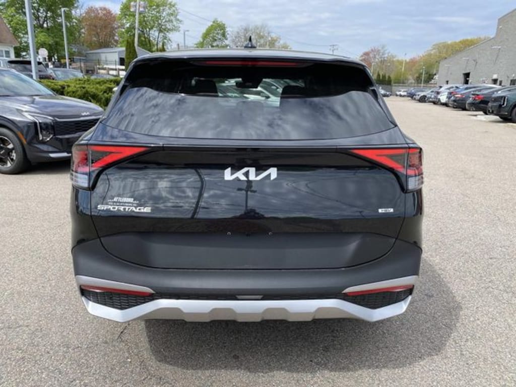 Used 2025 Kia Sportage Hybrid LX SUV