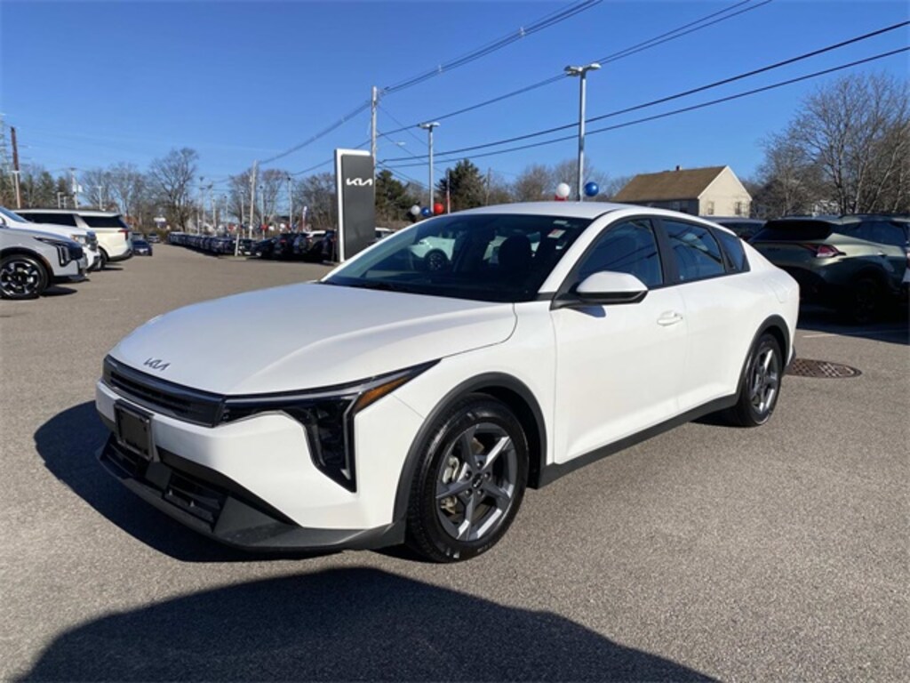 Used 2025 Kia K4 LXS Sedan