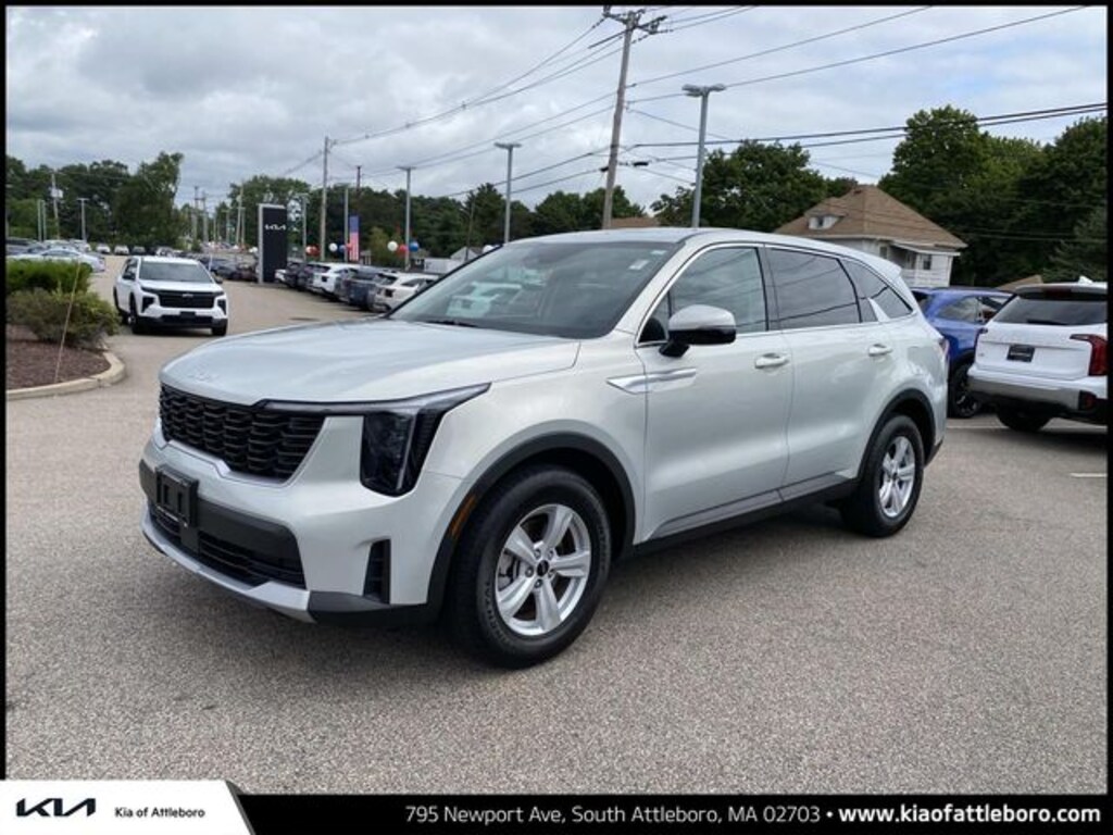 Used 2026 Kia Sorento LX SUV