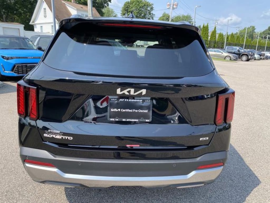 Used 2026 Kia Sorento S SUV
