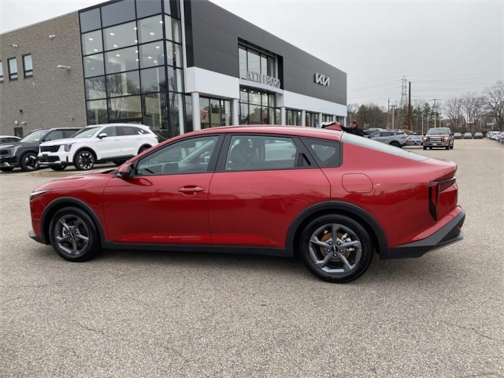 Used 2025 Kia K4 LXS Sedan